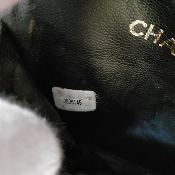 Chanel Vanity Bag Black Enamel - Picture 9 of 9